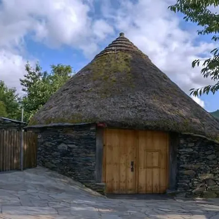 Apartment Palloza Baltasar Castelo (Cervantes, Lugo)